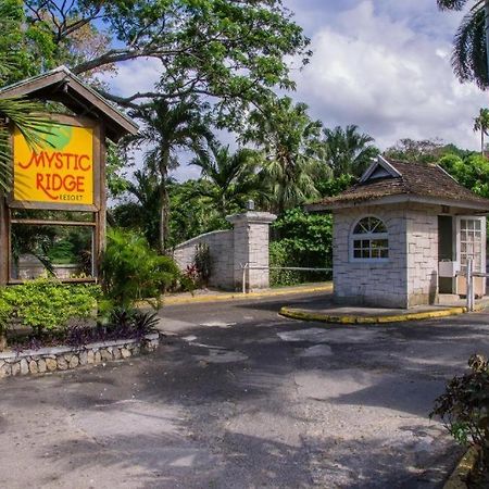 Mystic Ridge Apt 2 Plus 6 Ocho Rios Ngoại thất bức ảnh